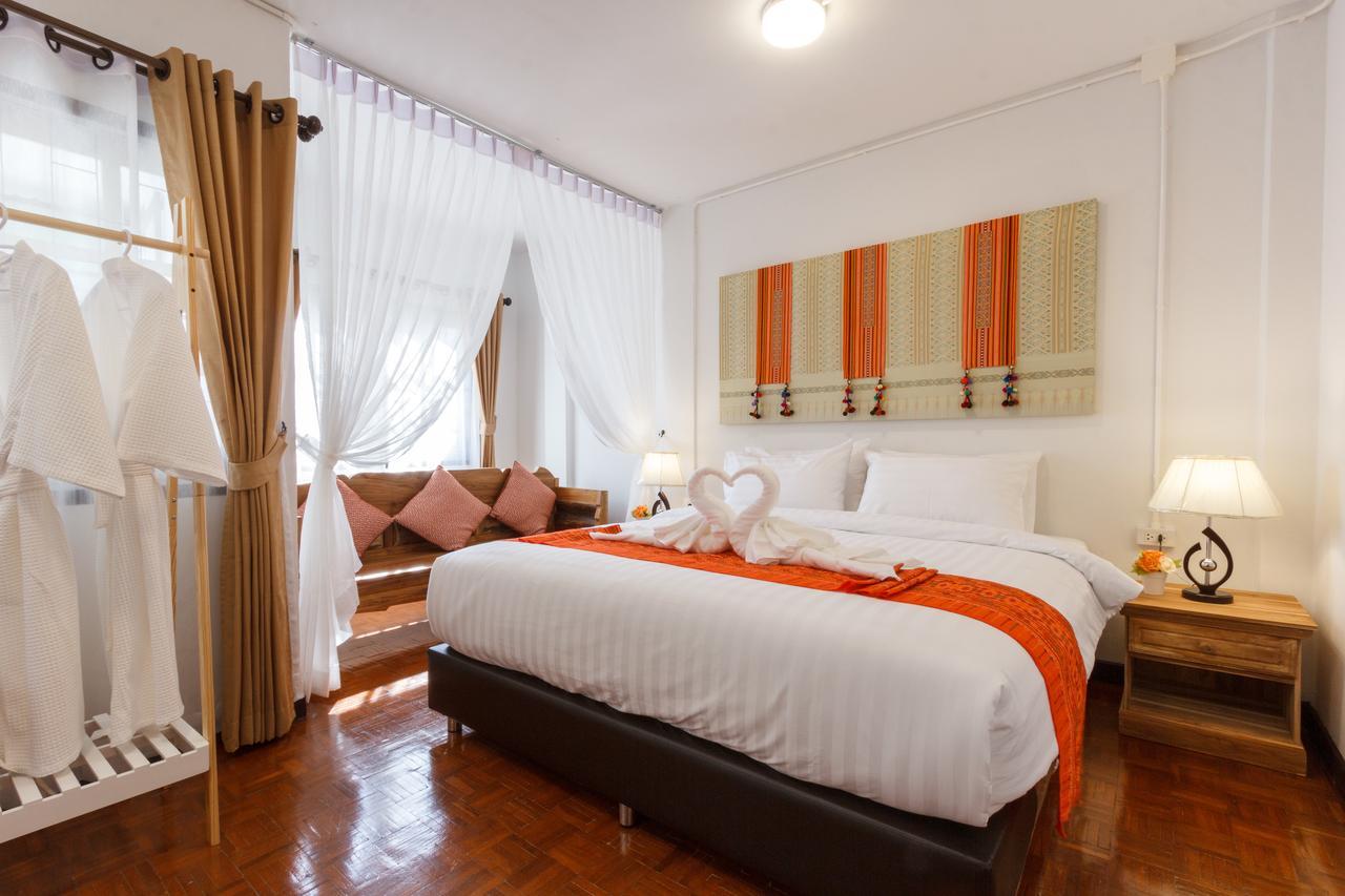 Baan Singharaj Otel Chiang Mai Dış mekan fotoğraf